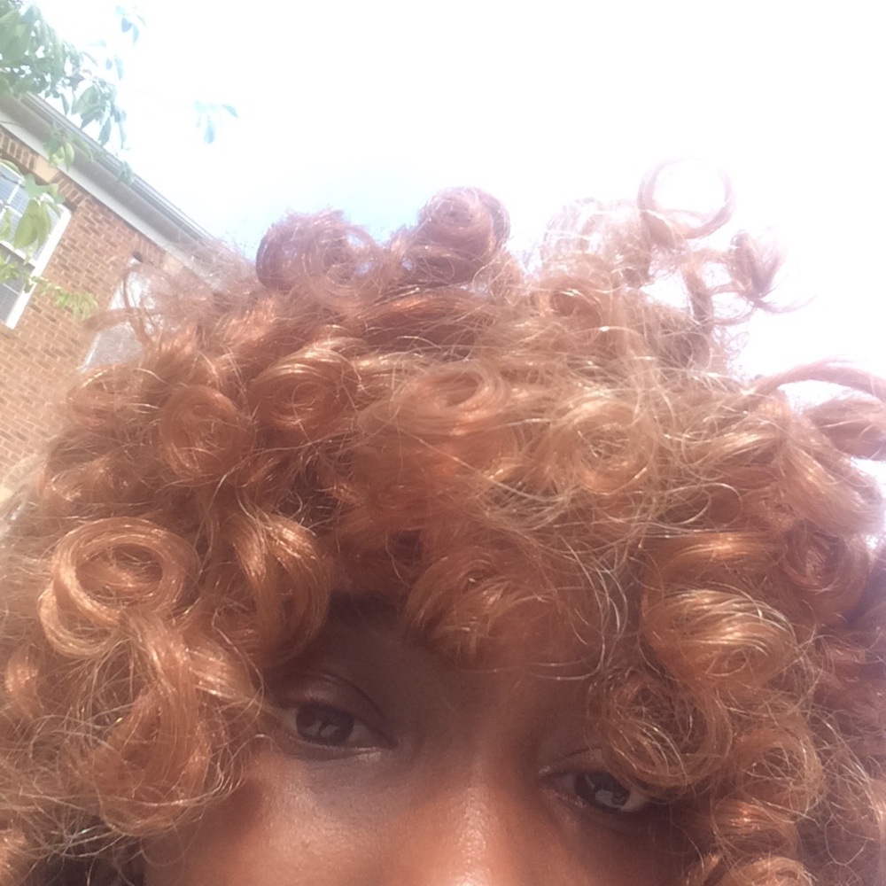 Meet your Posher, Nasia