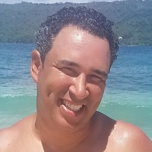 Meet your Posher, Diaz