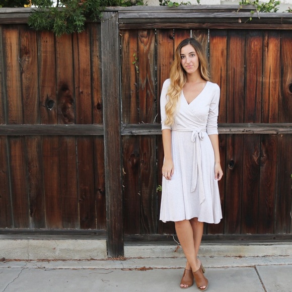 oatmeal wrap dress - Picture 2 of 4