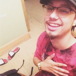 Meet your Posher, Abraham