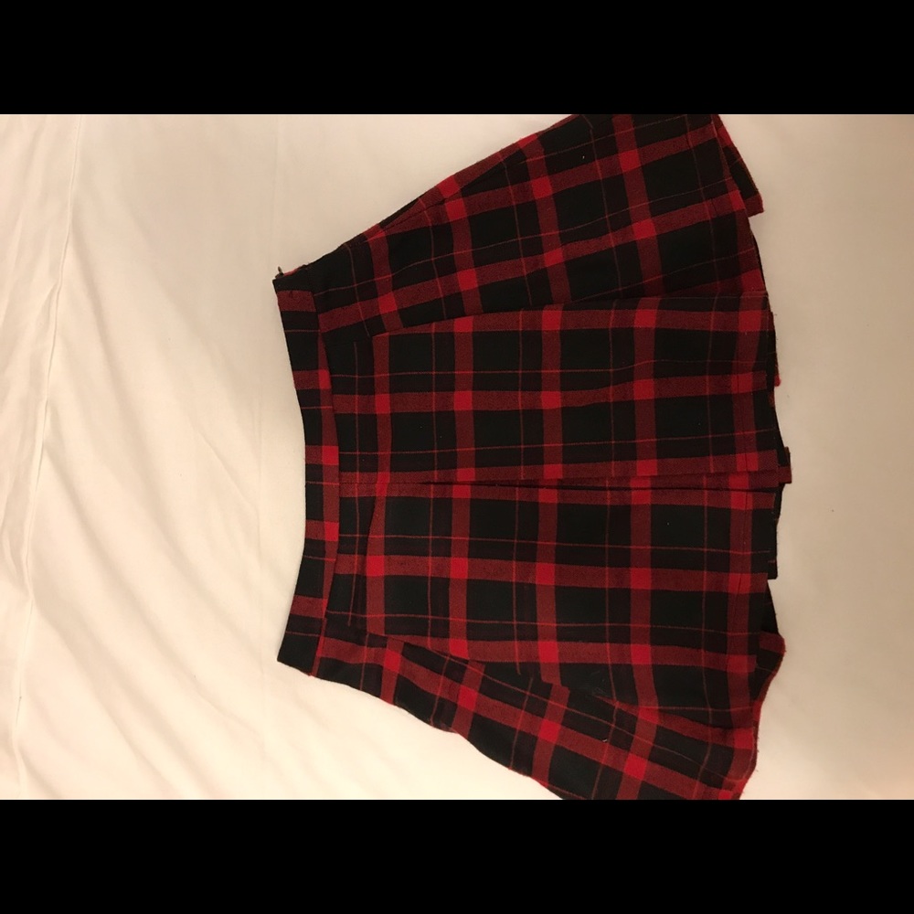 plaid mini skirt