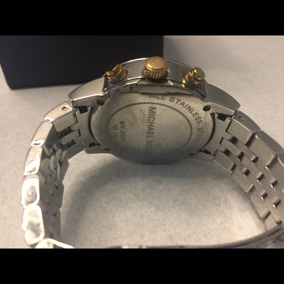 Michaels Kors watch - Picture 5 of 5