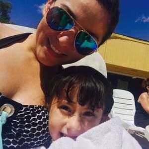 Meet your Posher, Sara