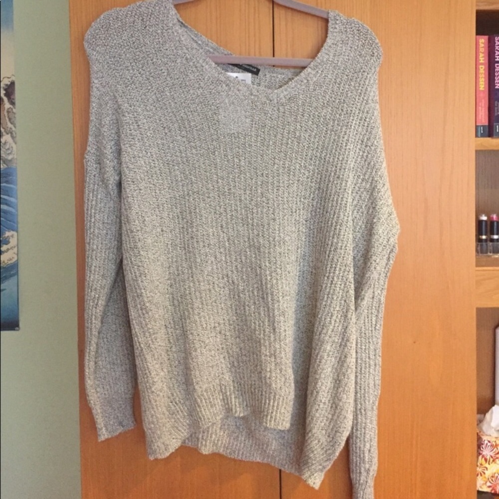 brandy melville bnwt lance sweater
