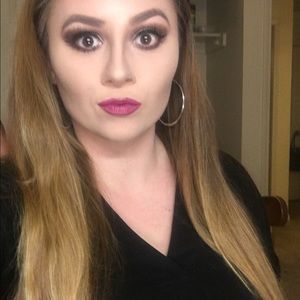 Meet your Posher, Candace