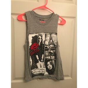 Graphic muscle tee