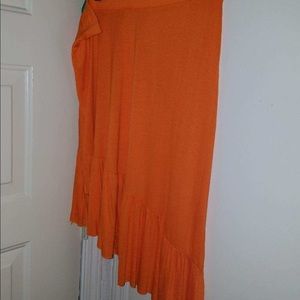 Plus Size Asymmetrical Skirt