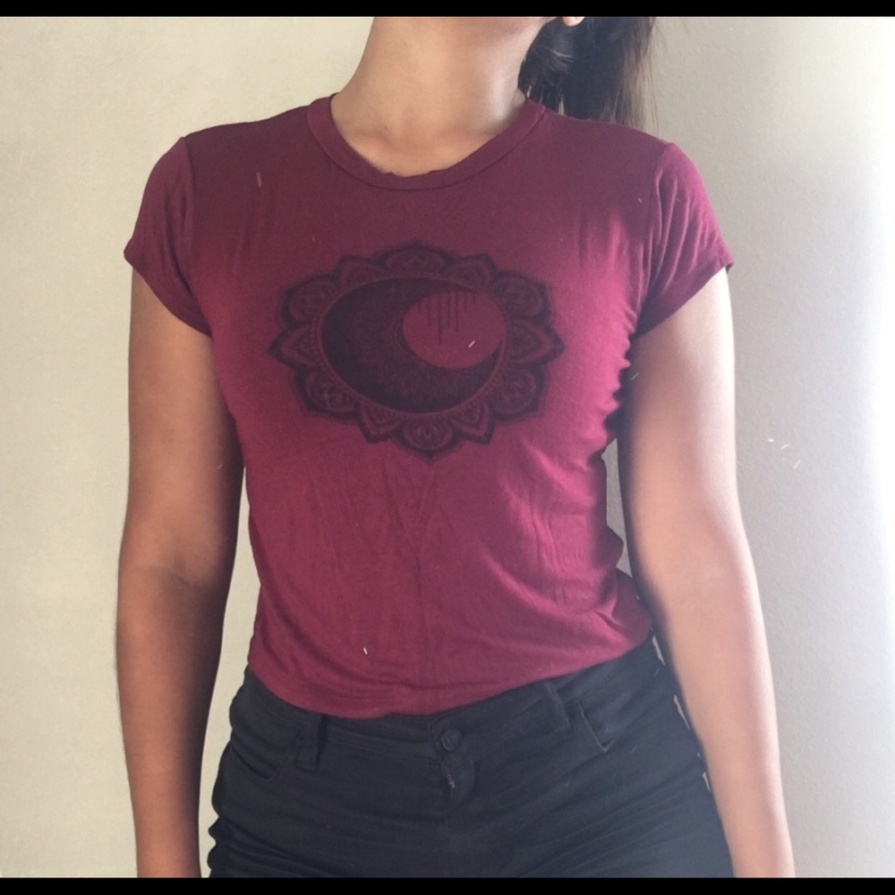 LA Hearts Burgundy Top Size Small barely worn