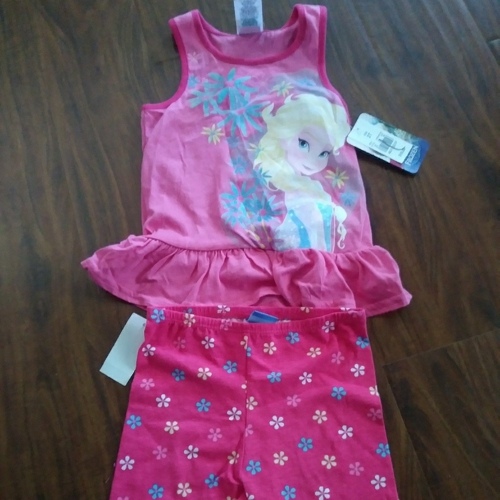 Girls 2-piece Frozen outfit size 3T nwt