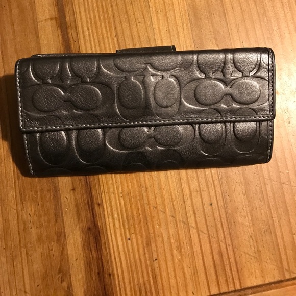 Wallet - Picture 1 of 3