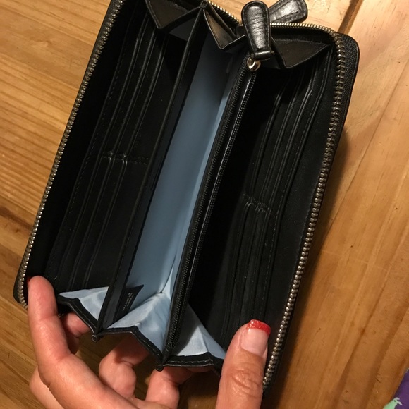 Wallet - Picture 2 of 3