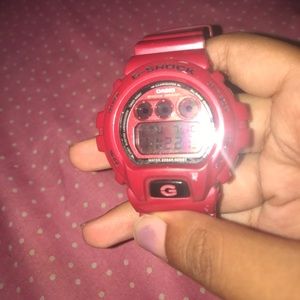 RED GSHOCK (MAKE AN OFFER)