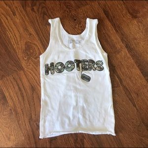 Hooters military top