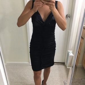 XS black dress v neck with skirt detail