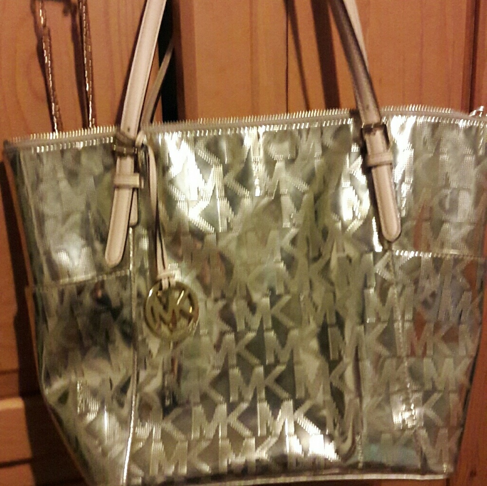 Michael Kors tote