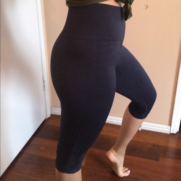 lululemon athletica Pants - Lululemon crop