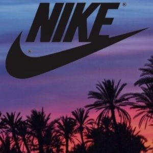 Meet your Posher, Eva