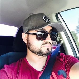 Meet your Posher, Miguel