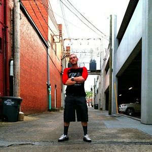 Meet your Posher, Aaron