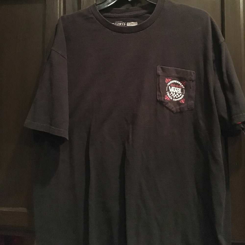 old school Vans/independent black t shirt