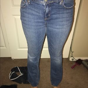 Aeropostal Chelsea Boot Cut Light Wash Jeans.