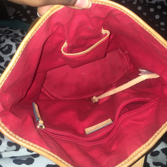 Dooney&Bourke icecream purse - Picture 3 of 3