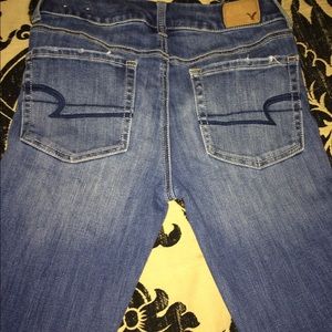 High waited American Eagle flare bottom jeans