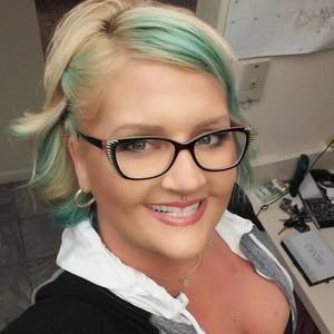 Meet your Posher, Delmarie