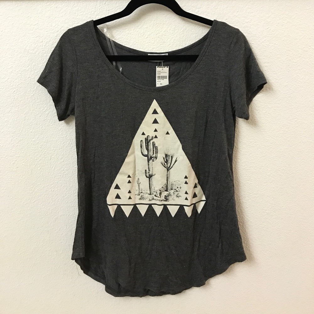 BNWT Tillys t-shirt