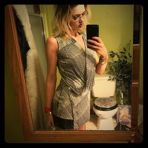 White House black market XS