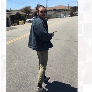 Meet your Posher, Dustin