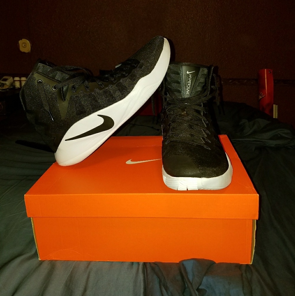 Nike Hyperdunk 2016