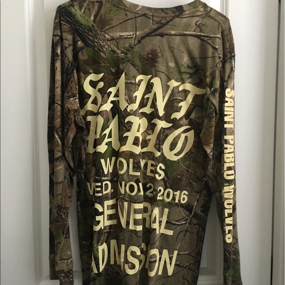 Saint Pablo Tour Shirt