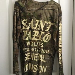 Saint Pablo Tour Shirt