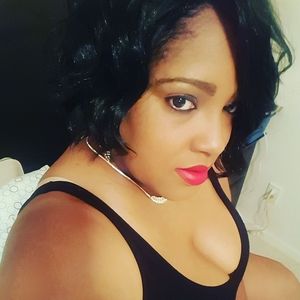 Meet your Posher, Felicia