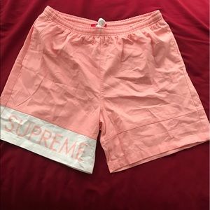 Pink Supreme Banner Shorts SZ M