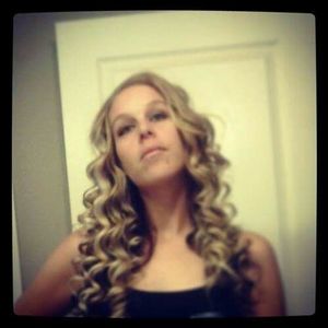 Meet your Posher, Lindsey