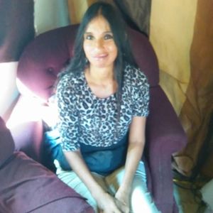 Meet your Posher, Delia