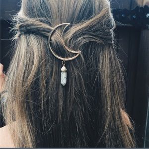 Moon Quartz Hair Clip.🌙