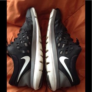 Men's Nike flex Running Shoes size 11
