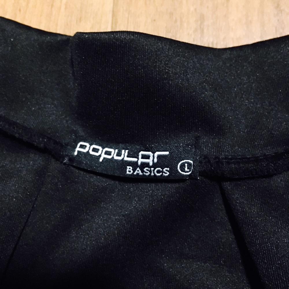Popular Basic skater skirt👗👗👗 - Picture 3 of 4