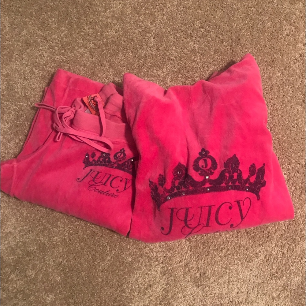 Juicy Couture Pink Sweat Outfit