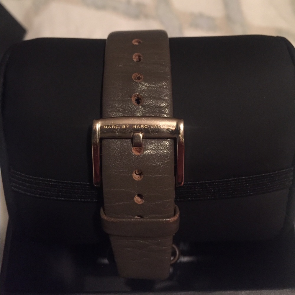Marc by Marc Jacobs Leather Band Watch - Picture 2 of 4