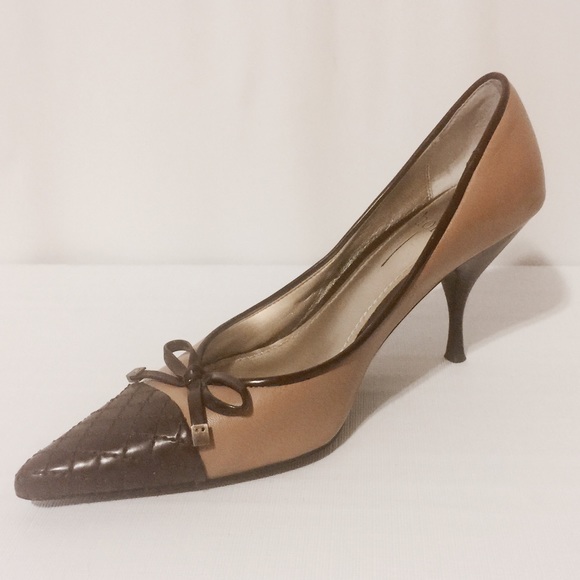 Paola Tan & Chocolate Brown Heels - Picture 3 of 8