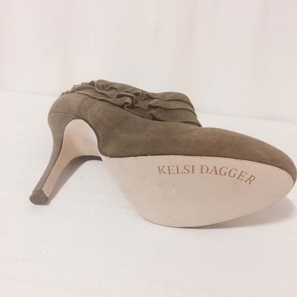 Kelsi Dagger "Dorothy" Olive Suede Booties - Picture 8 of 8
