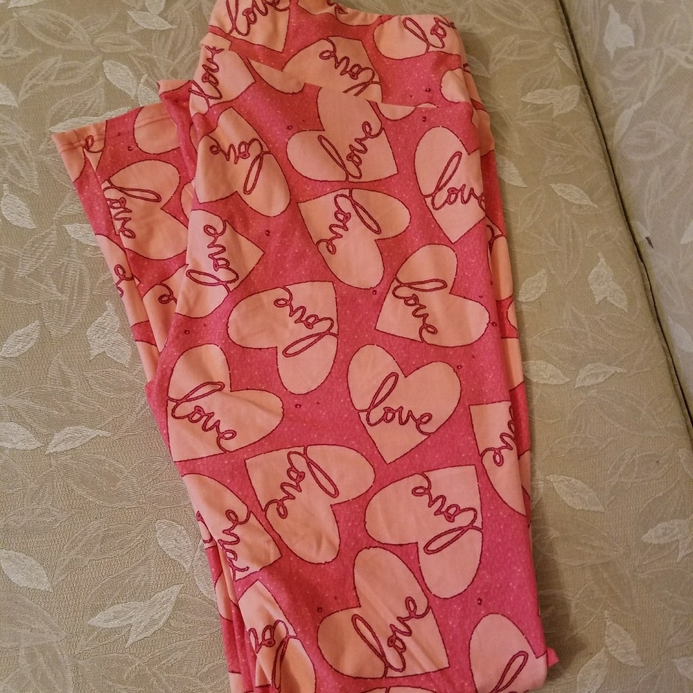 LulaRoe TC Leggings Valentine