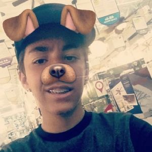 Meet your Posher, Damien