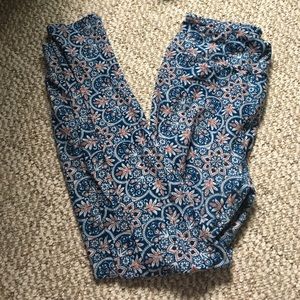 Lularoe leggings
