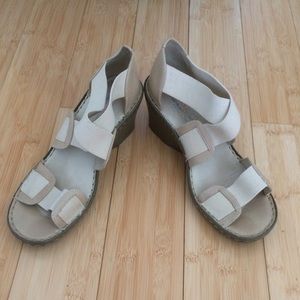 Opananken anti-stress sandals