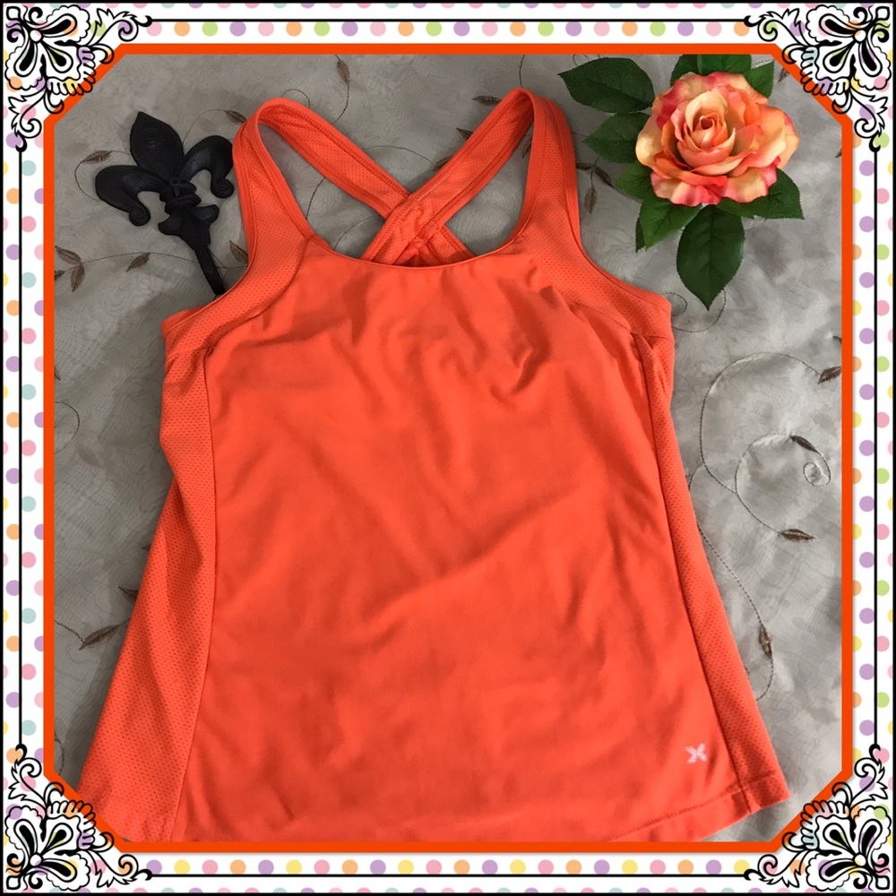 ⚜️Workout tank: Size Medium⚜️